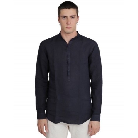 CostumeIn blue Martin shirt