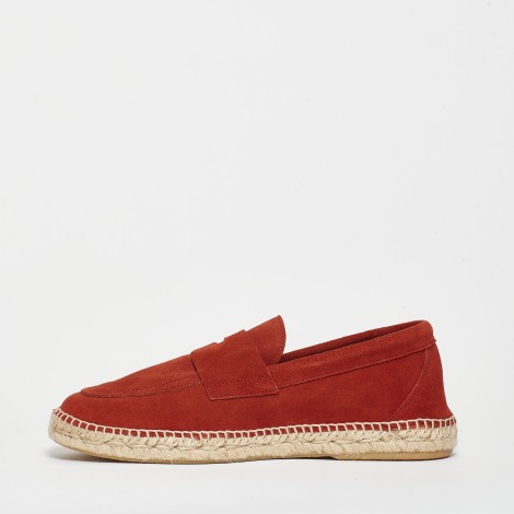 <p>Espadrillas in camoscio rosso</p>