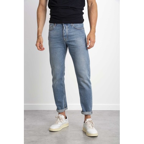 TOKYO SLIM JEANS