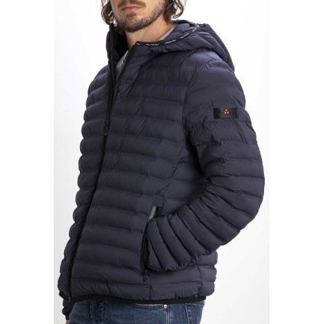 WARM AND LIGHTWEIGHT PRIMALOFT DOWN