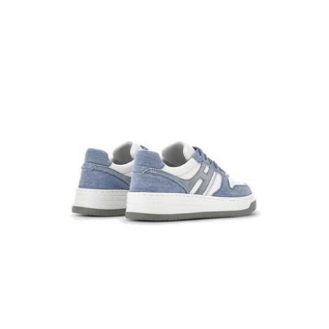 Sneakers Hogan H630 donna, made in ItalyTomaia in pelle liscia e H laterale in nabukInfilature all over, Fussbett in memory foam 9 mmSuola in gomma , altezza totale 4 cmCustodia in tessuto inclusaInclude un paio di lacci aggiuntivi 