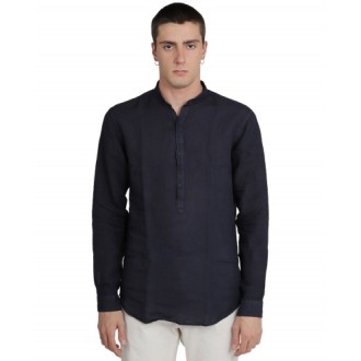 CostumeIn blue Martin shirt