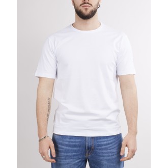 DANIELE ALESSANDRINI T-shirt basic con logo sulla spalla Daniele Alessandrini