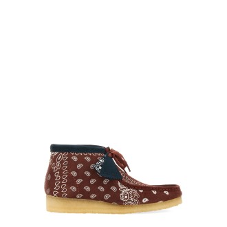 clarks wallabee boot